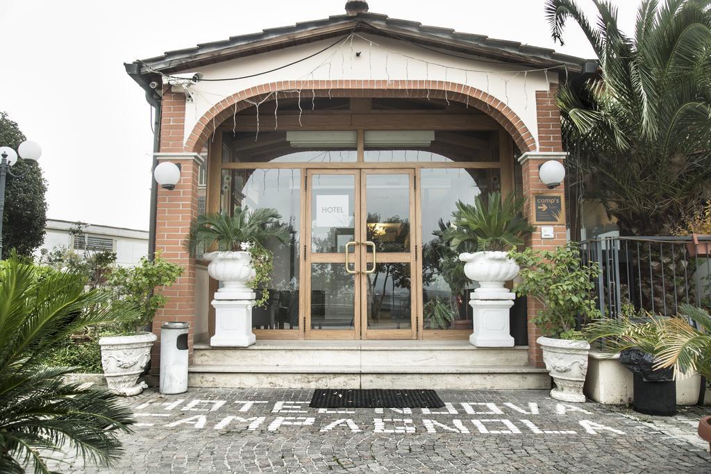 Camp'S Hotel Colonna Exterior foto